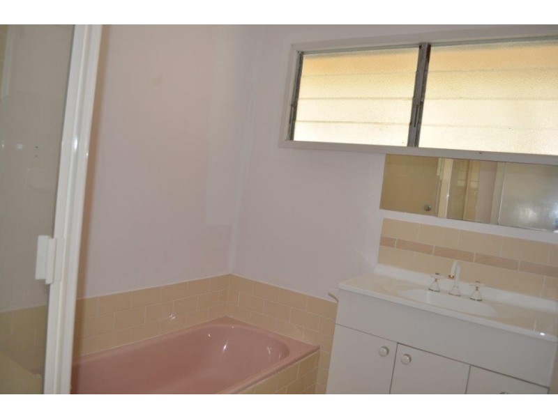 18 Church St, Caboolture QLD 4510