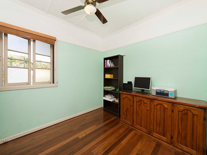 41 Holmes Street, Brighton QLD 4017