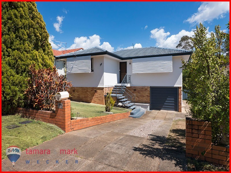 34 Lebanon Street, Brighton QLD 4017