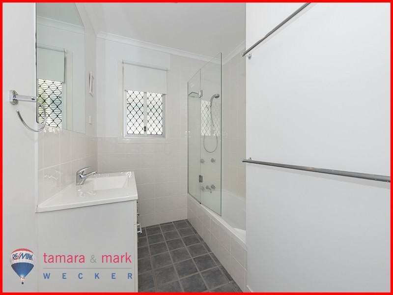 34 Lebanon Street, Brighton QLD 4017