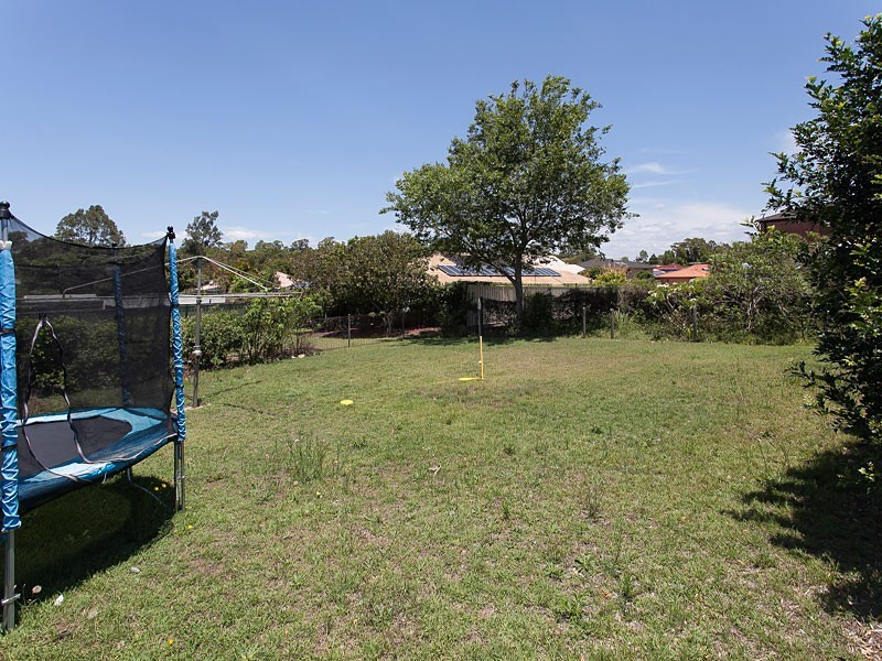 9 Sunnybrook Street, Brighton QLD 4017