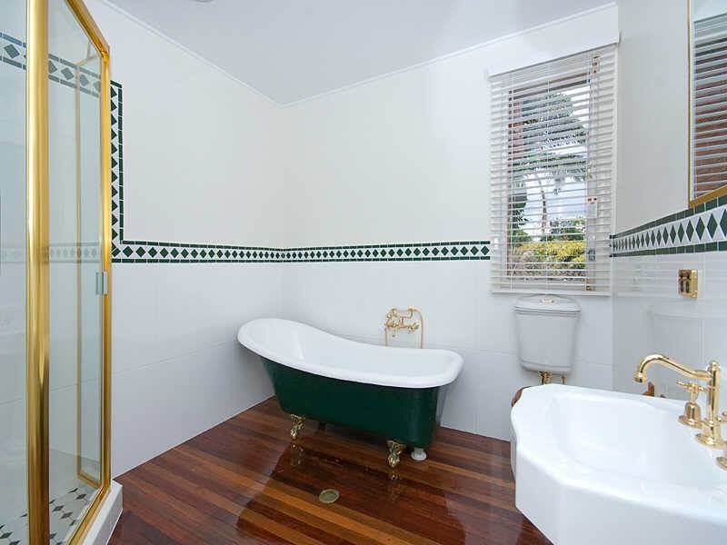 15 Neal Street, Brighton QLD 4017