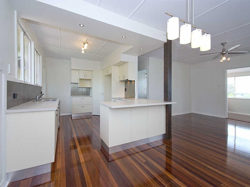 15 Neal Street, Brighton QLD 4017