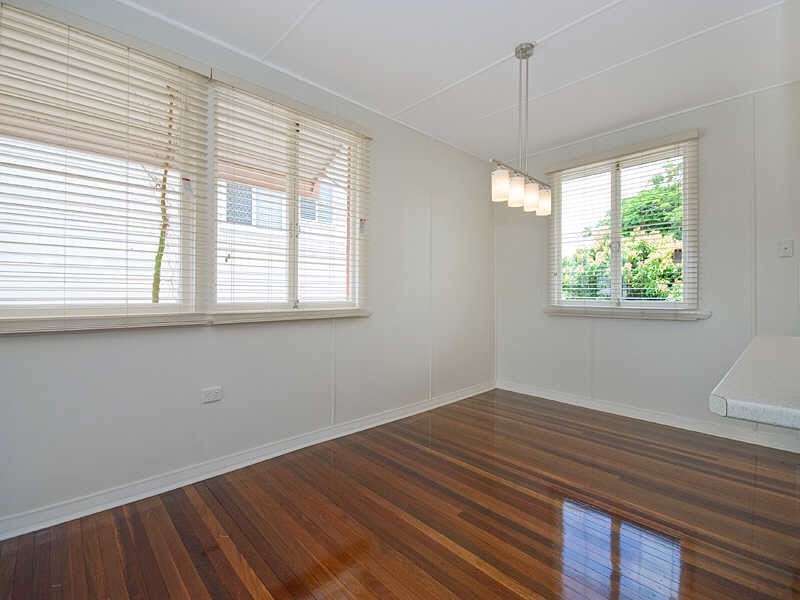 15 Neal Street, Brighton QLD 4017