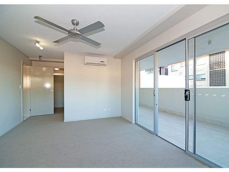1/36 Third Ave, Sandgate QLD 4017