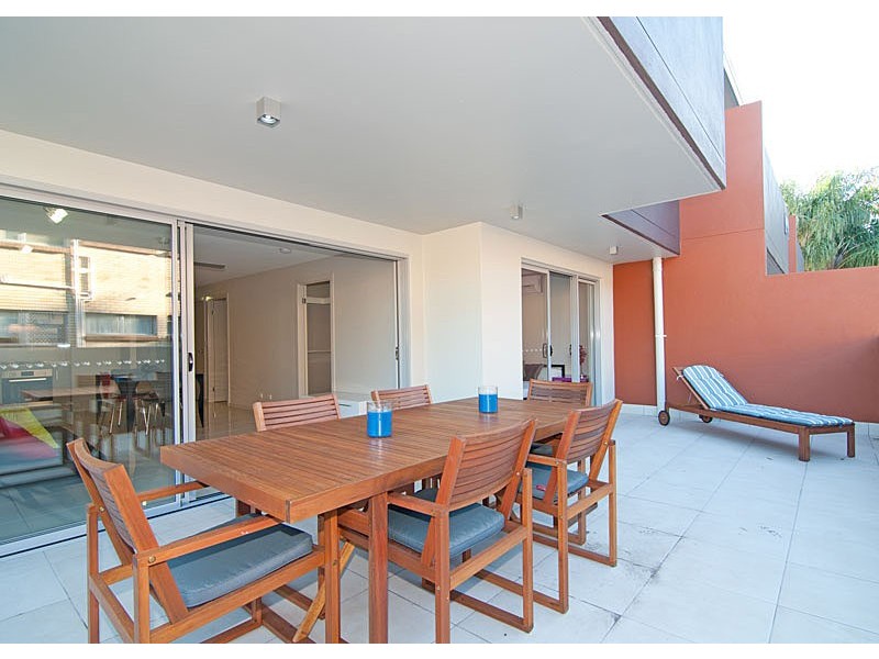 6/36 Third Ave, Sandgate QLD 4017