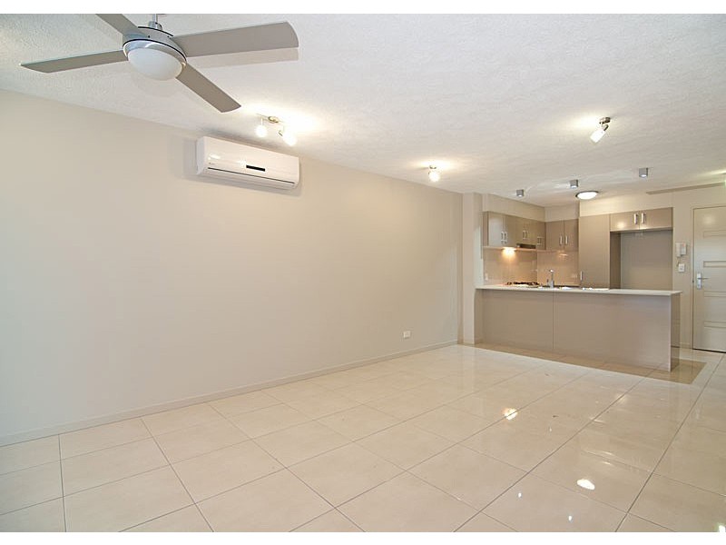 6/36 Third Ave, Sandgate QLD 4017