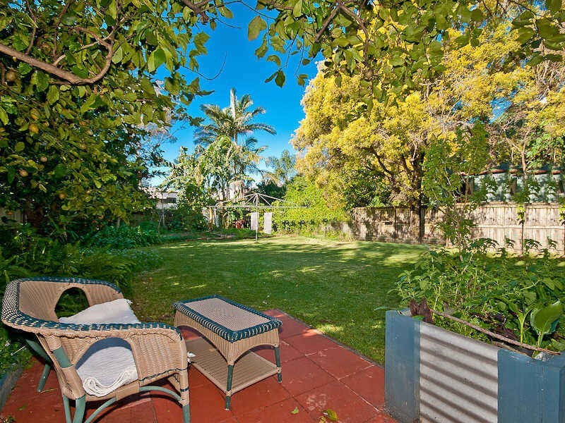 22 Perkins Street, Sandgate QLD 4017