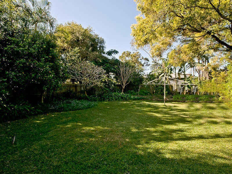 22 Perkins Street, Sandgate QLD 4017