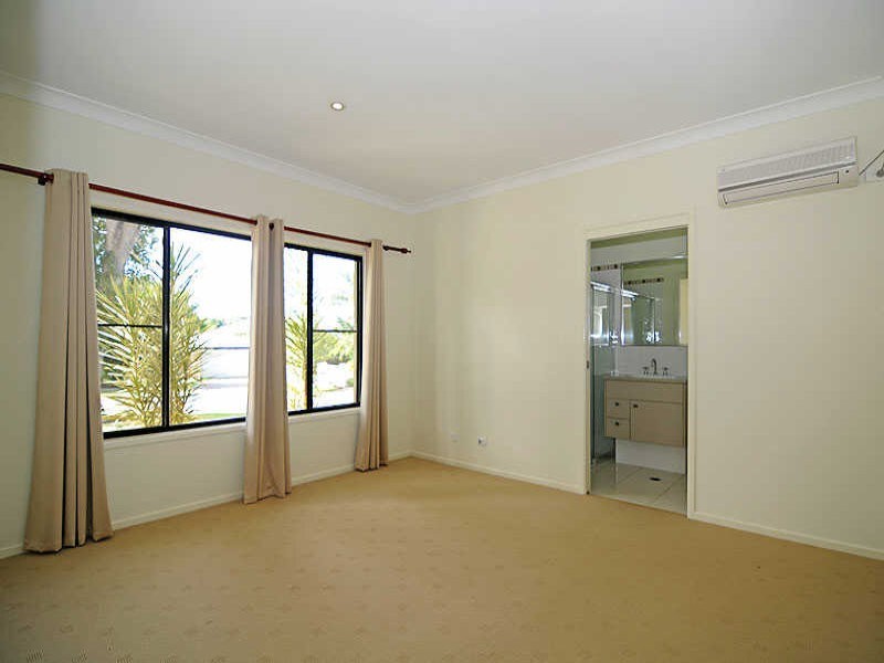 7 Poznik Close, Bracken Ridge QLD 4017