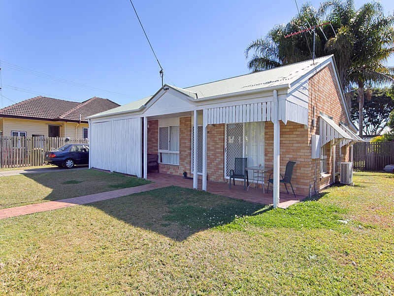 4 Bungama Street, Deagon QLD 4017