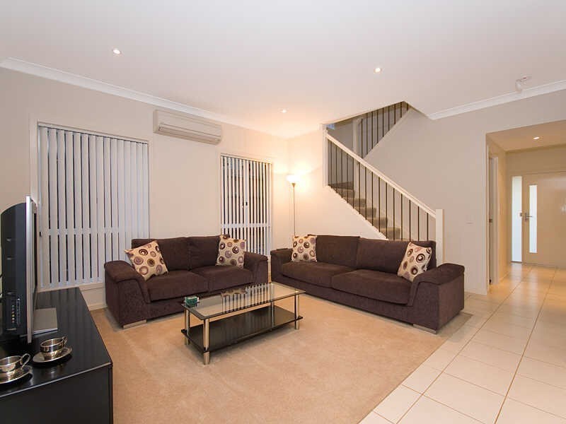 10 Clearview Street, Belmont QLD 4153