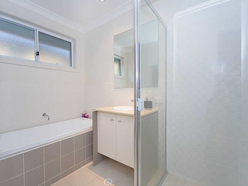 10 Clearview Street, Belmont QLD 4153