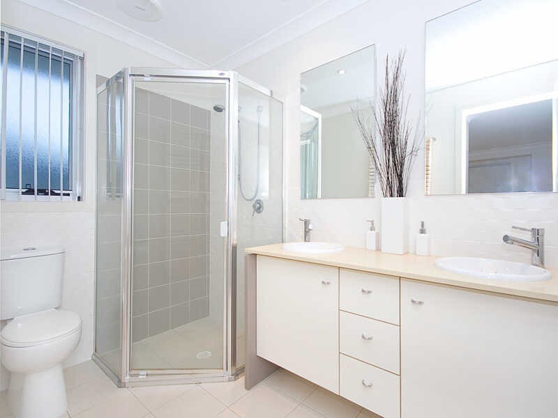 10 Clearview Street, Belmont QLD 4153