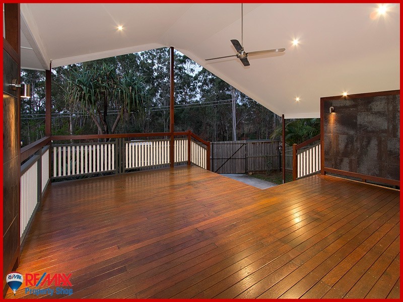 38 Bracken Ridge Rd, Sandgate QLD 4017