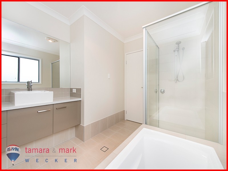 16 Seaview Street, Brighton QLD 4017