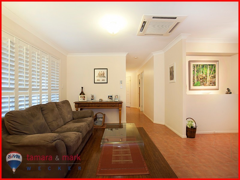 2 Poznik Close, Bracken Ridge QLD 4017