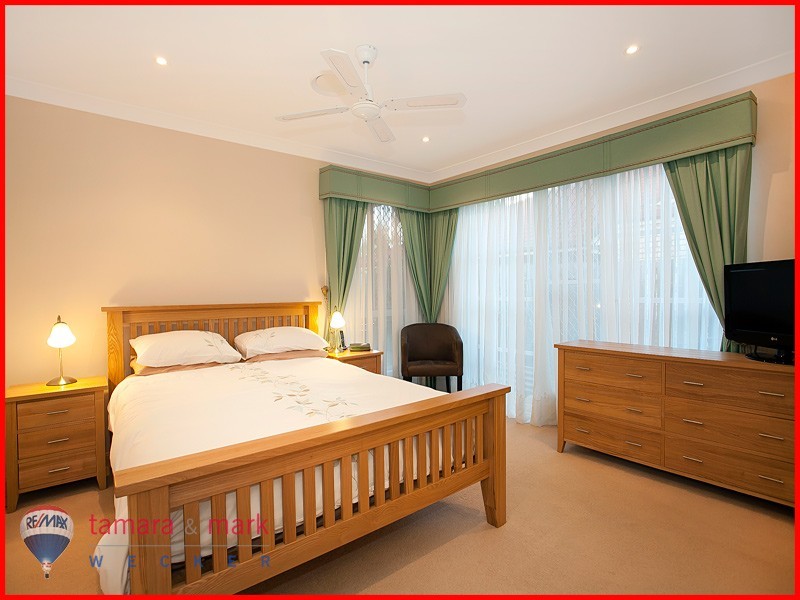 2 Poznik Close, Bracken Ridge QLD 4017