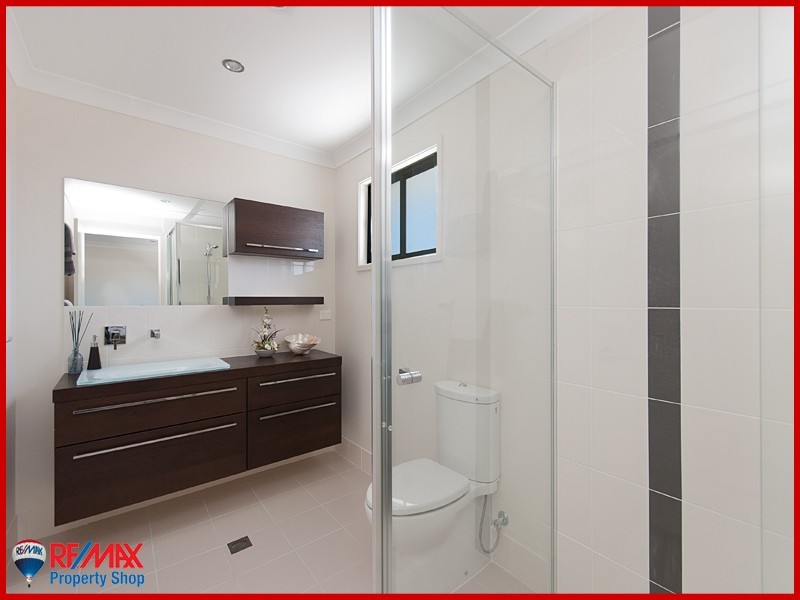 11/145 Northcote Street (Coastal Greens), Brighton QLD 4017