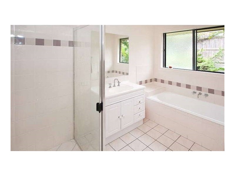5 Ainslie Street, North Lakes QLD 4509