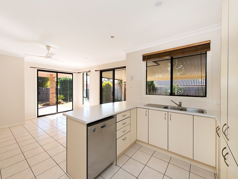 5 Ainslie Street, North Lakes QLD 4509