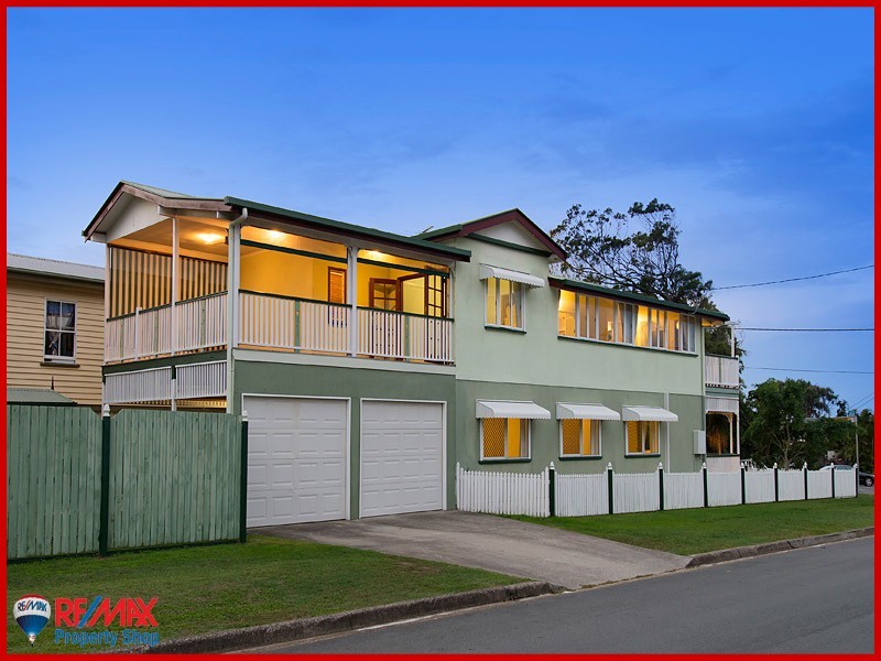 13 Whytecliffe Parade, Woody Point QLD 4019