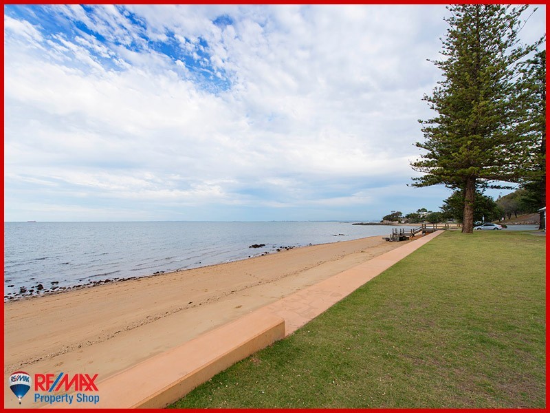 13 Whytecliffe Parade, Woody Point QLD 4019