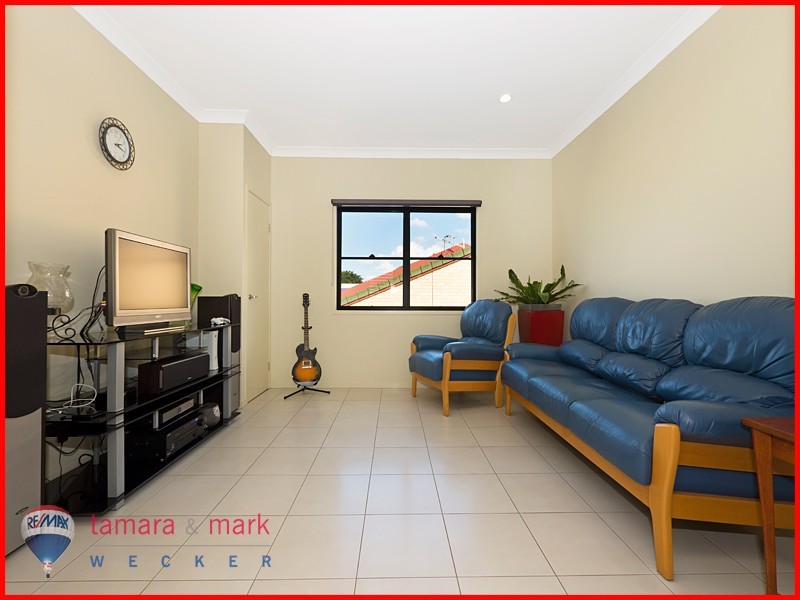 193 Brighton Road, Sandgate QLD 4017