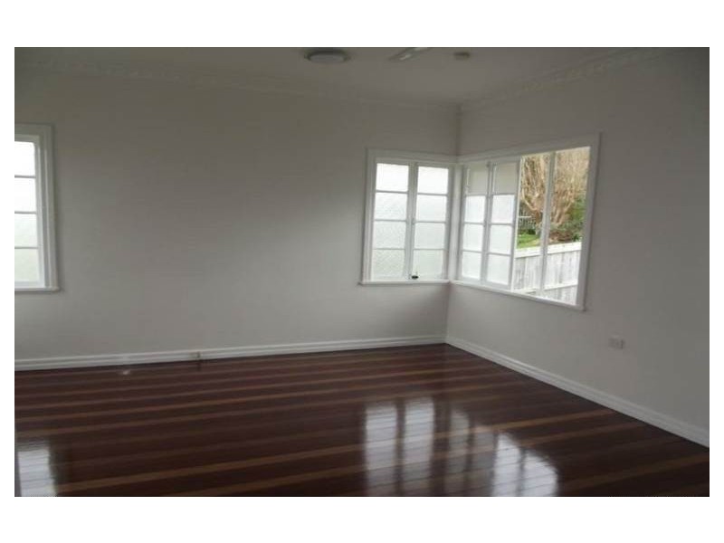 212 Rainbow Street, Sandgate QLD 4017