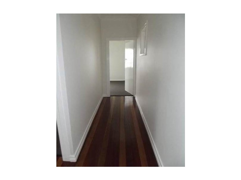 212 Rainbow Street, Sandgate QLD 4017