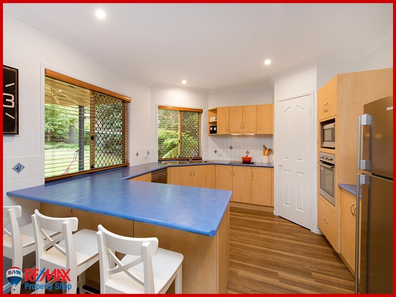 10 Margaret Close, Brighton QLD 4017