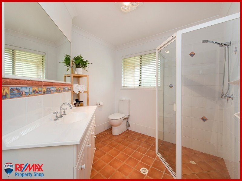 10 Margaret Close, Brighton QLD 4017