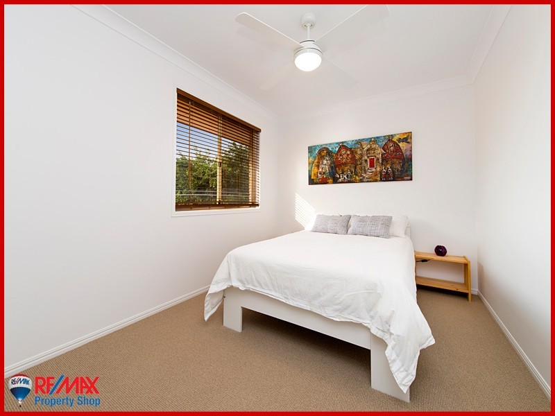 10 Margaret Close, Brighton QLD 4017