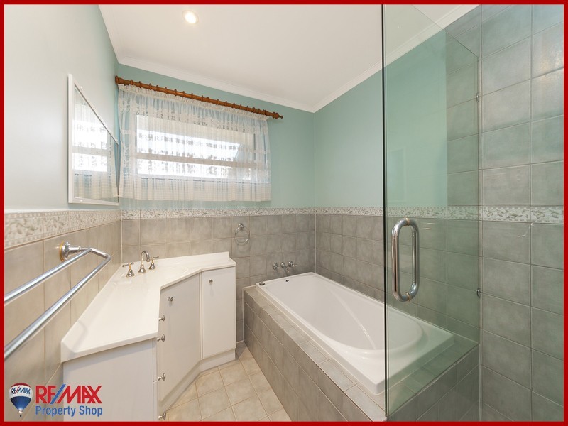 90 Dunne Street, Brighton QLD 4017