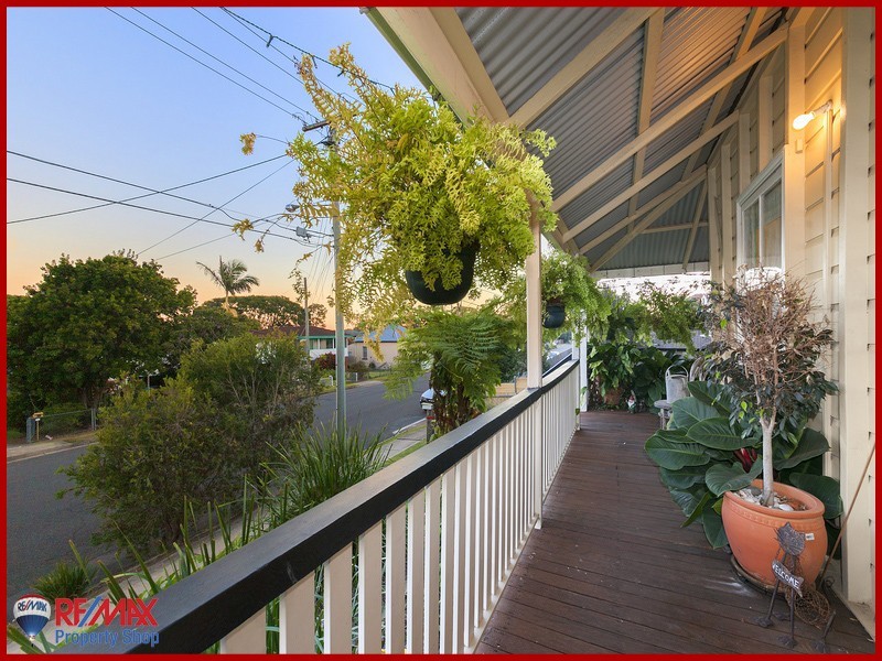 37 Connaught Street, Sandgate QLD 4017