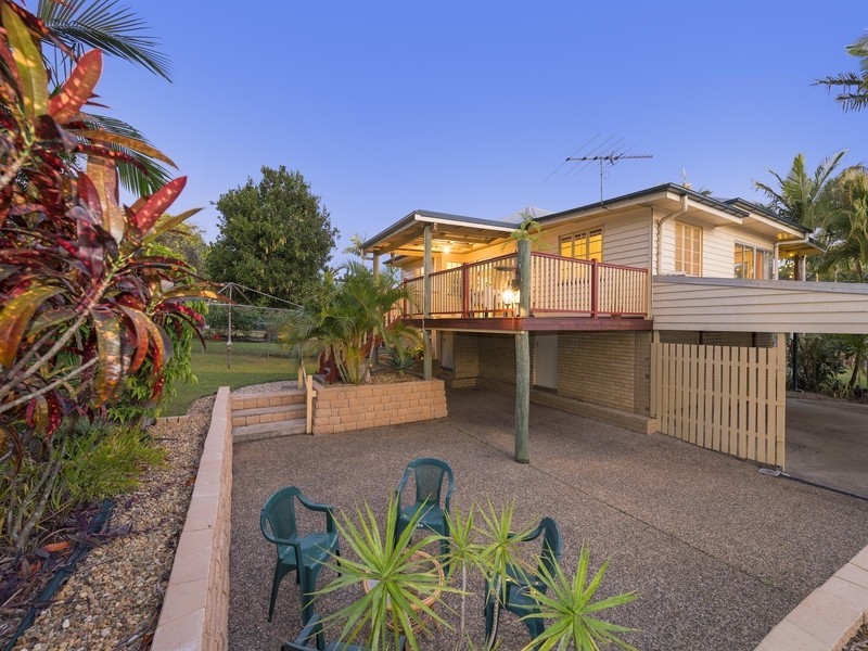 69 Connaught Street, Sandgate QLD 4017