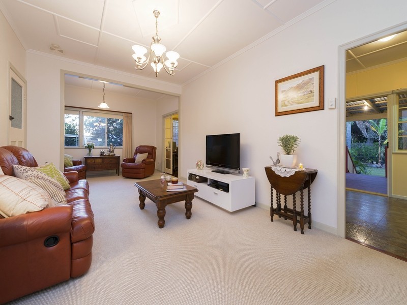 69 Connaught Street, Sandgate QLD 4017