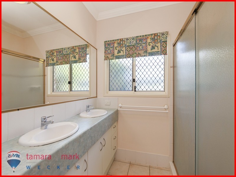 98 Enbrook Street, Bracken Ridge QLD 4017