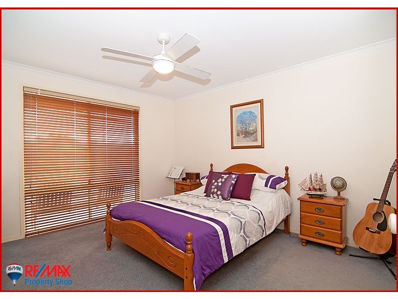 16 Walton Place, Brighton QLD 4017