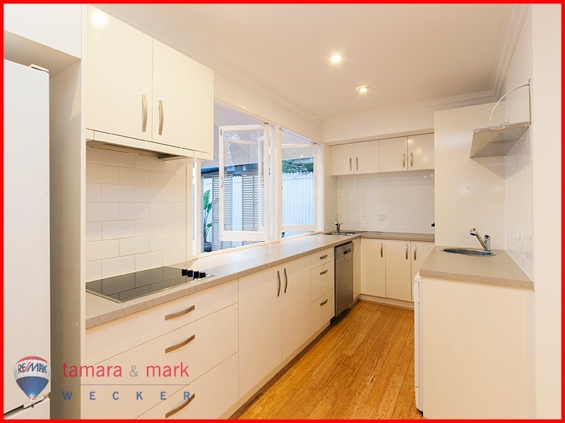 10 Wickham Street, Brighton QLD 4017