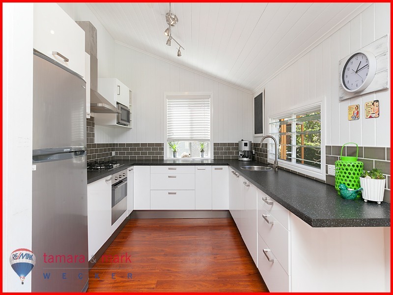 84 Griffith Street, Sandgate QLD 4017
