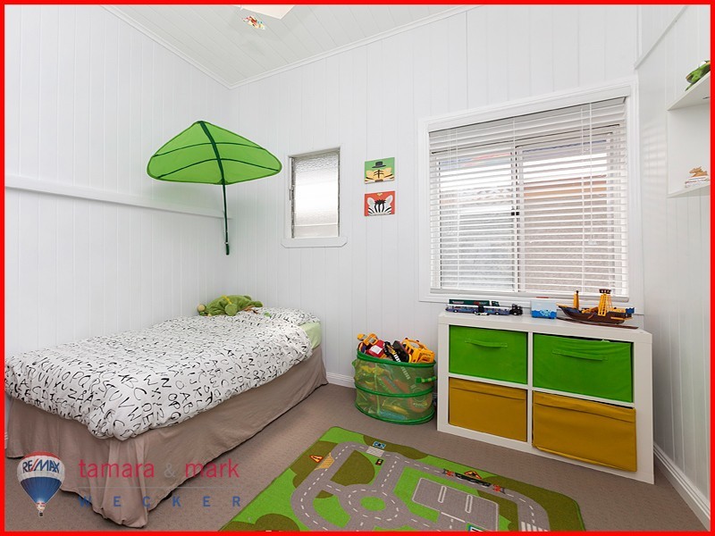 84 Griffith Street, Sandgate QLD 4017