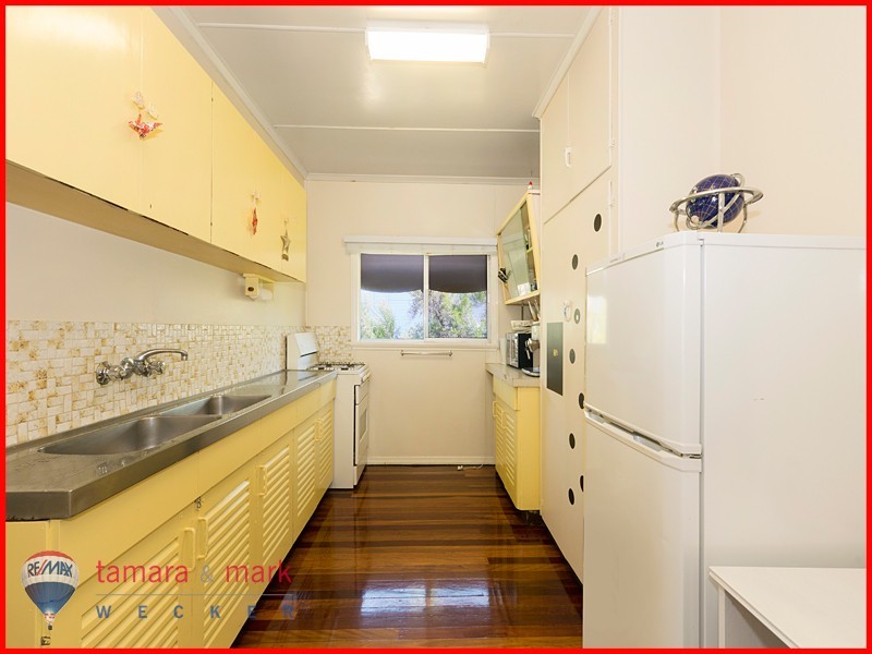 306 Flinders Parade, Sandgate QLD 4017