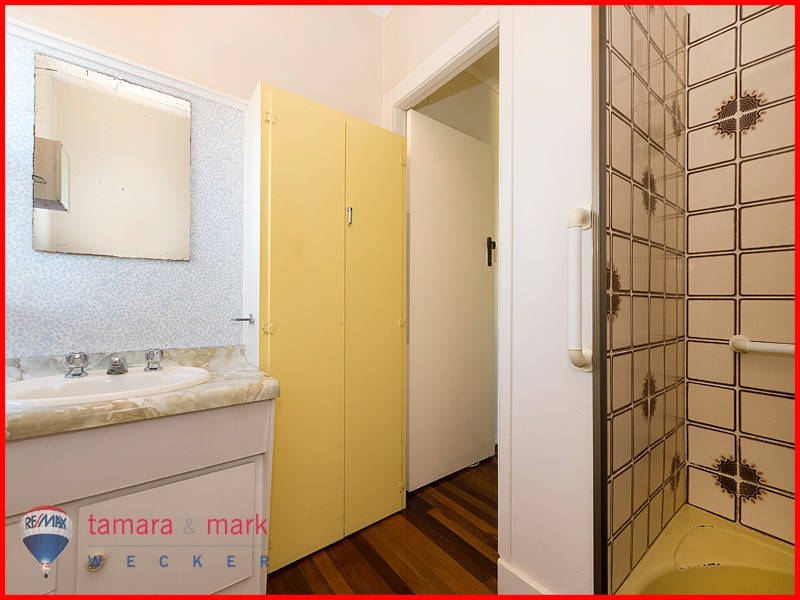 306 Flinders Parade, Sandgate QLD 4017