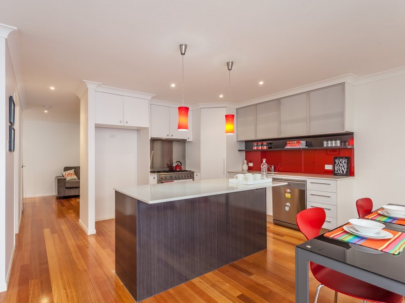 21 Agnes Street, Shorncliffe QLD 4017