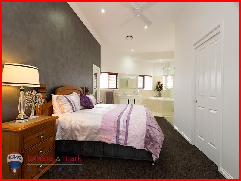 77 Norris Road, Bracken Ridge QLD 4017