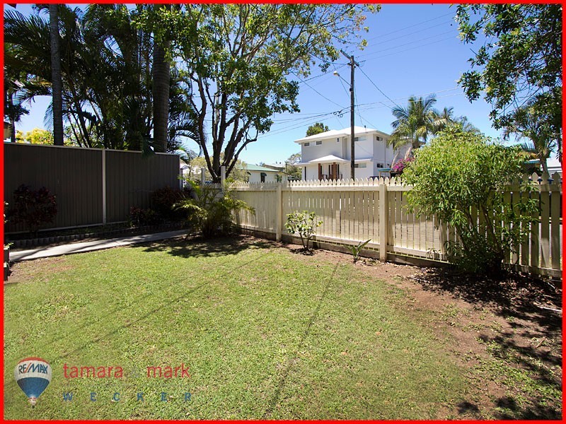 33 Murray Street, Sandgate QLD 4017
