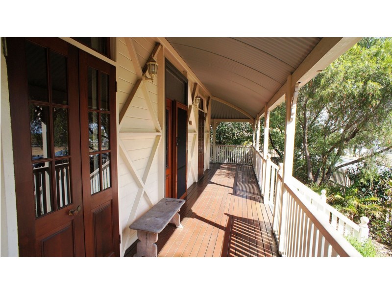 17 Burnett St, Sadliers Crossing QLD 4305