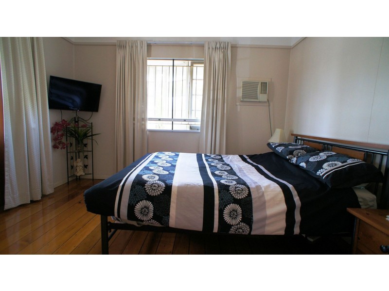 17 Burnett St, Sadliers Crossing QLD 4305