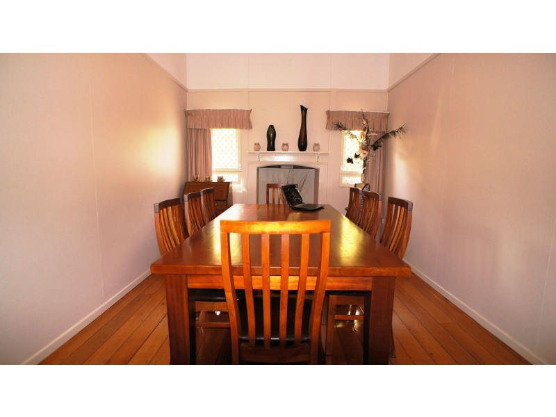 17 Burnett St, Sadliers Crossing QLD 4305